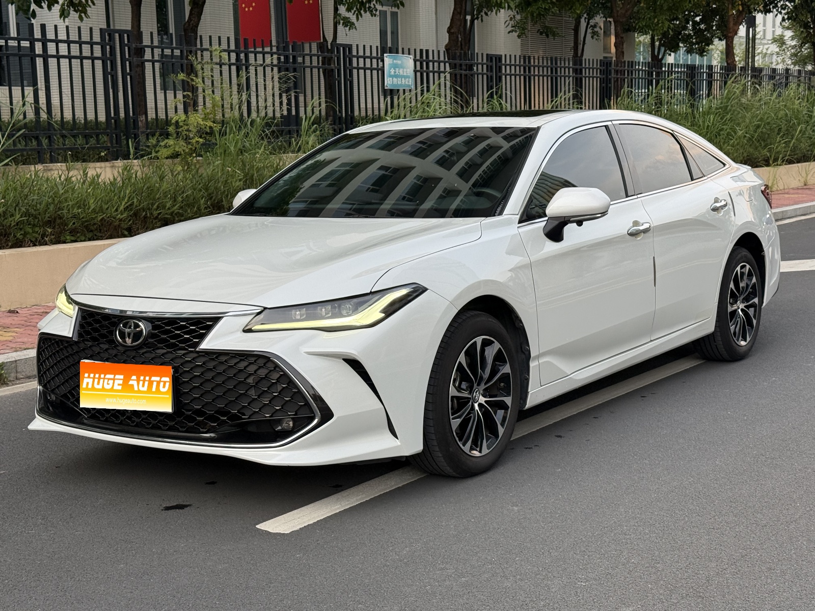 MY2022 AVALON 2.5L Luxury Version 