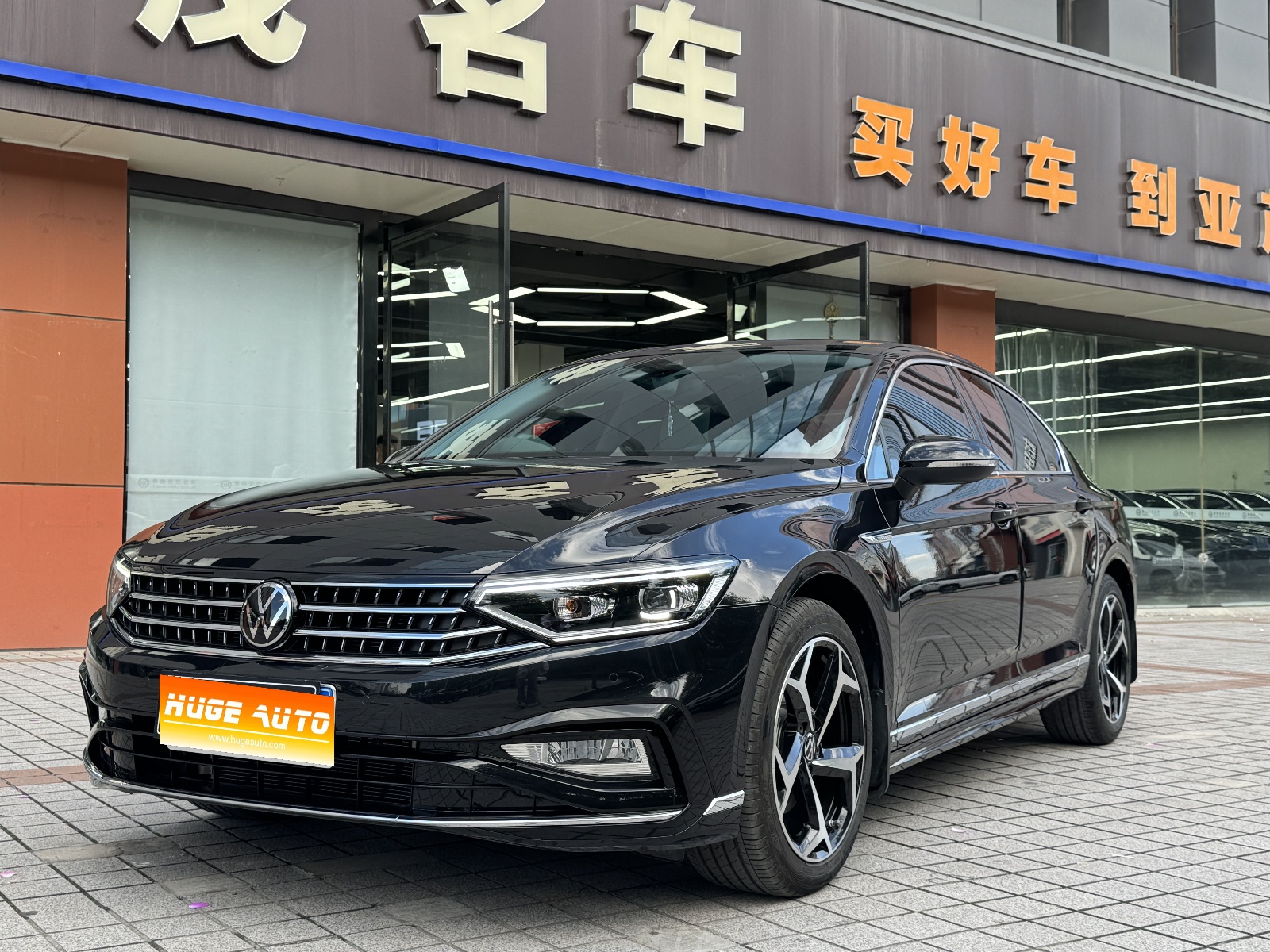 MY2023 Magotan 2 Million units Anniversary 330TSI DSG Luxury Version