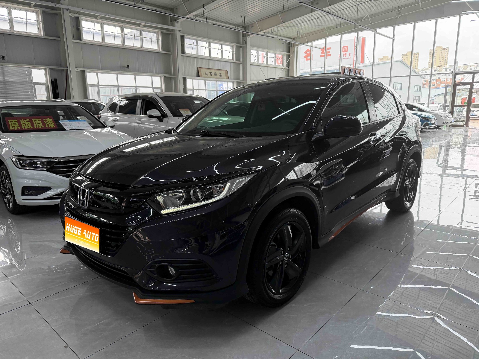 MY2022 Vezel 1.5L CVT Night Pioneer Version 