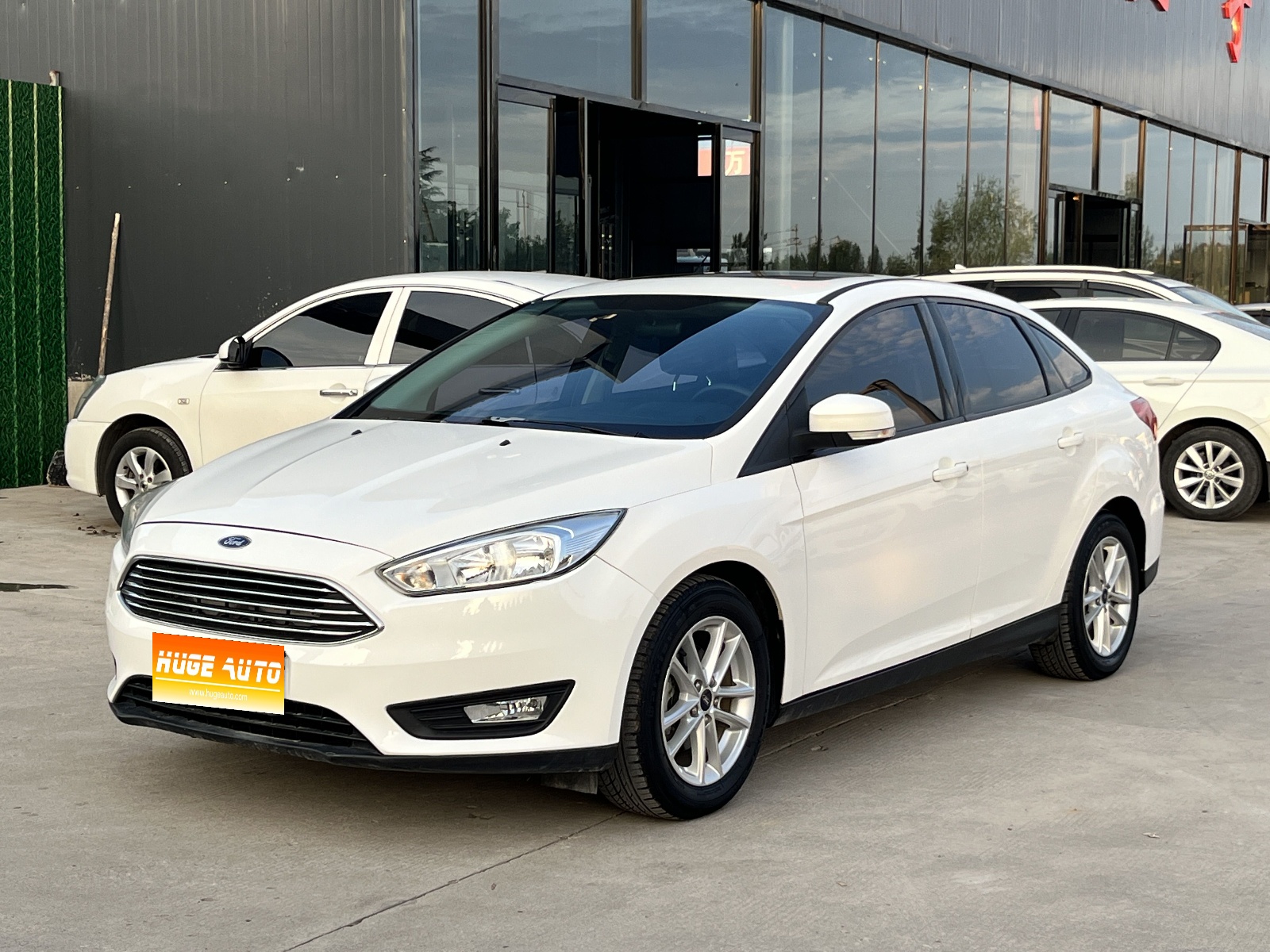 MY2018 Focus Sedan Classic 1.6L AT Fashion Intelligent Version