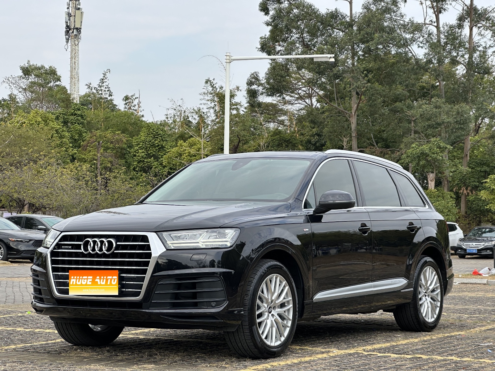 MY2019 Audi Q7 55 TFSI Technique Version
