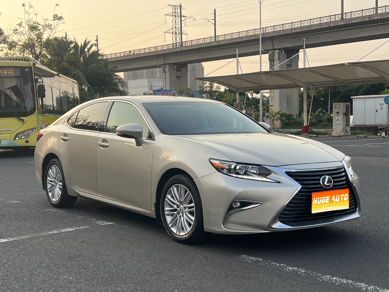 MY2016 Lexus ES 200 MidnightSpecial Limited Edition 