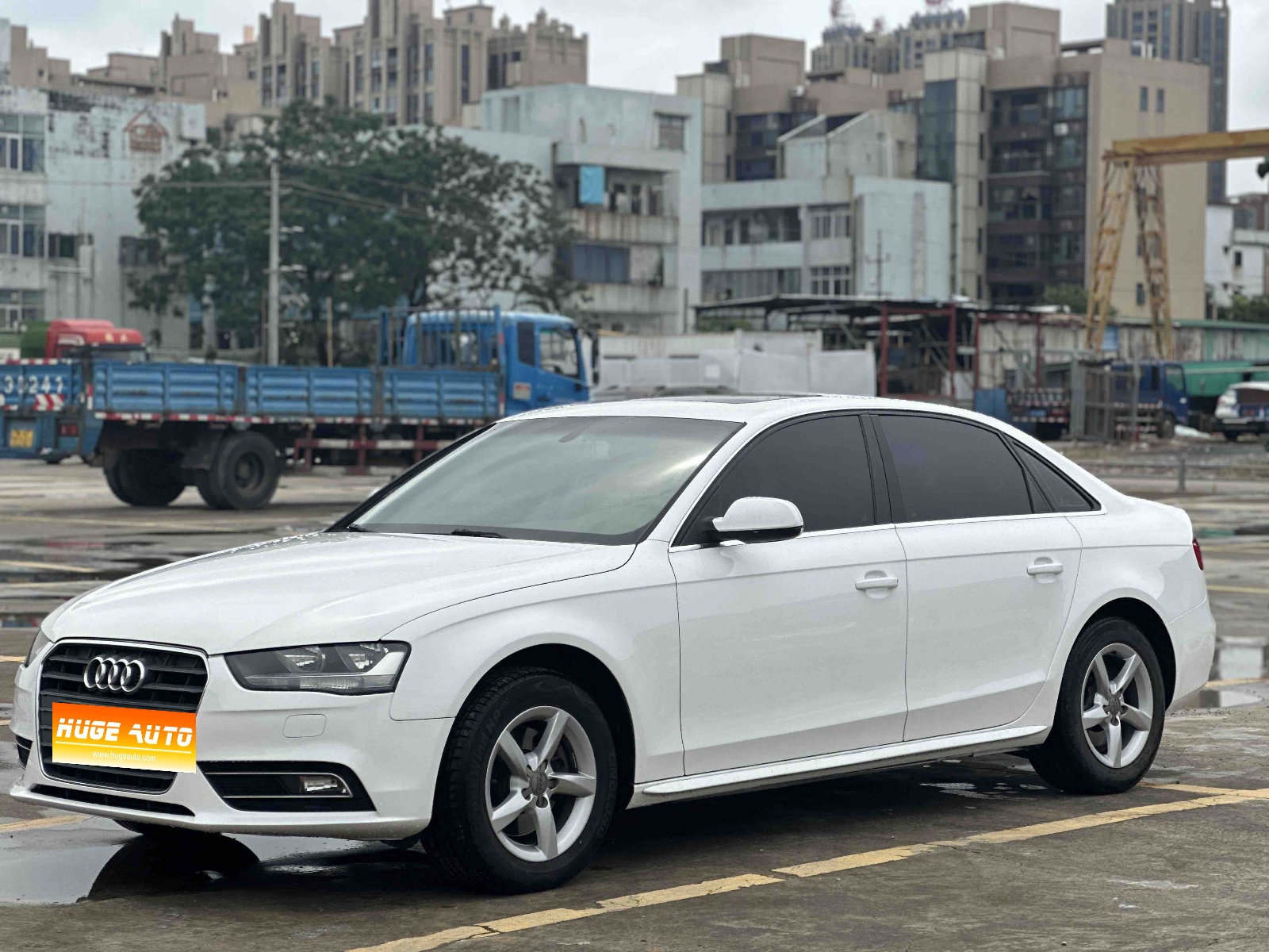 MY2013 Audi A4L 30 TFSI  AT  Confort