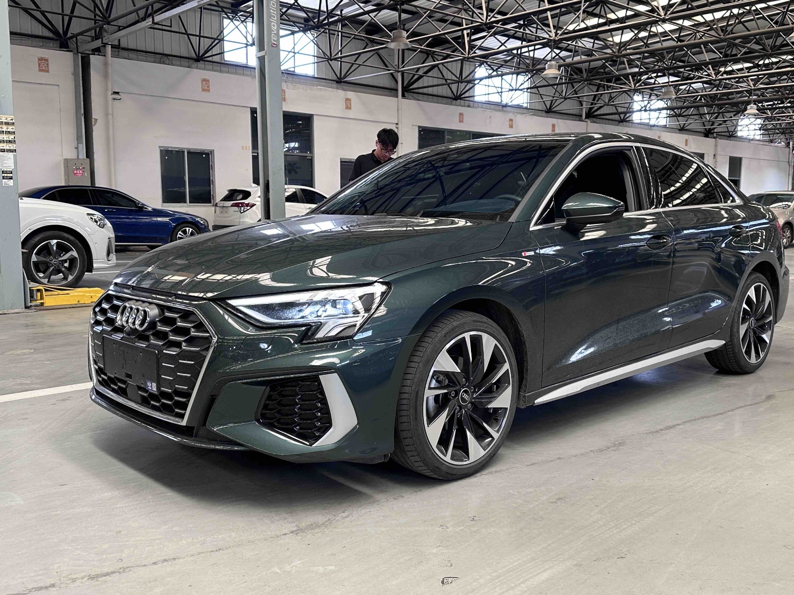 2022款 奥迪A3 A3L Limousine 35 TFSI 时尚运动型