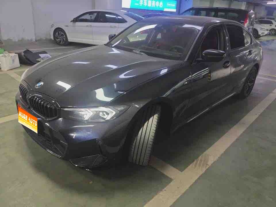MY2025 BMW 3 Series 330Li M Sport Night Kit