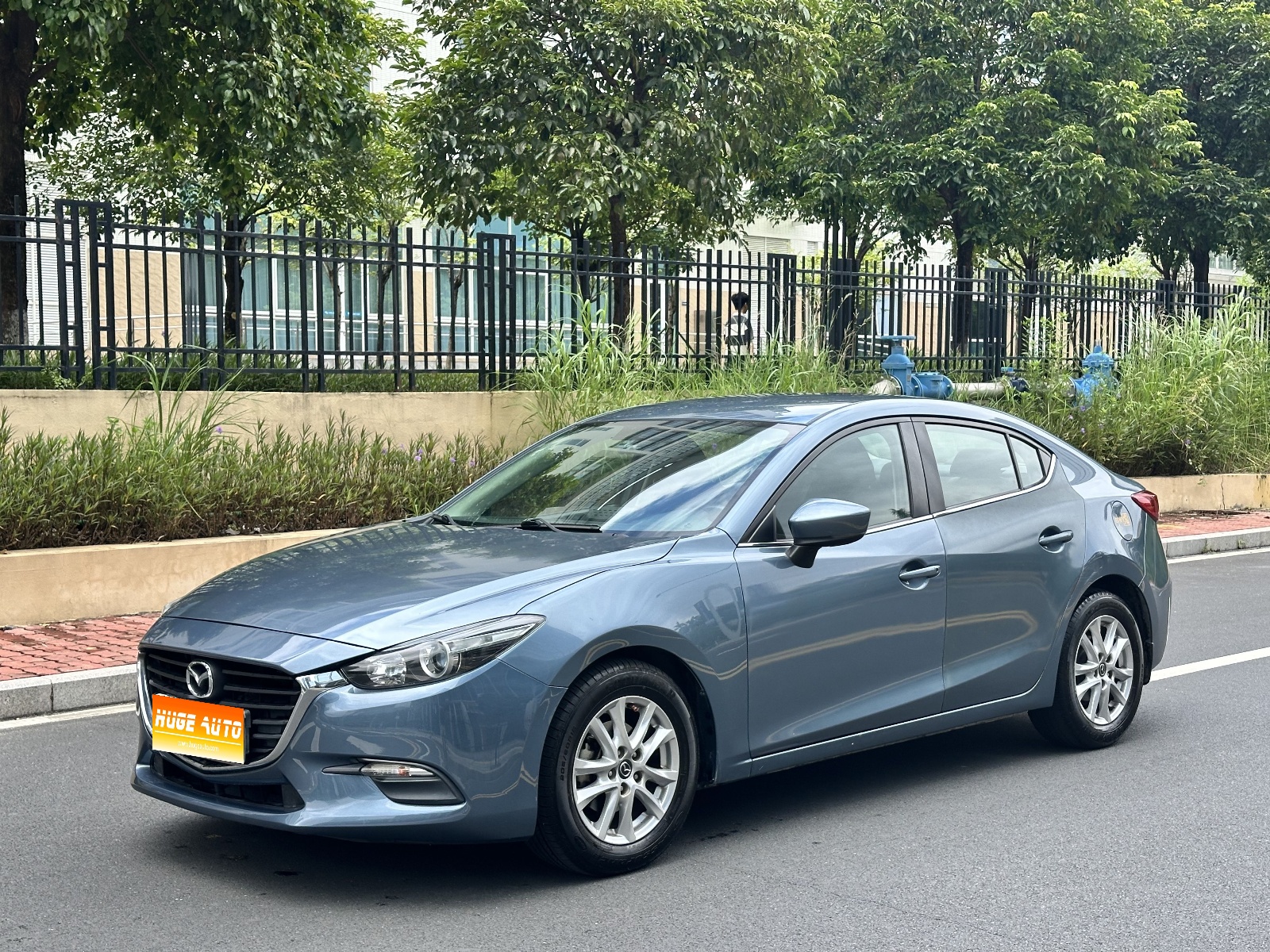 2016款 马自达3 Axela昂克赛拉 三厢 1.5L 自动舒适型