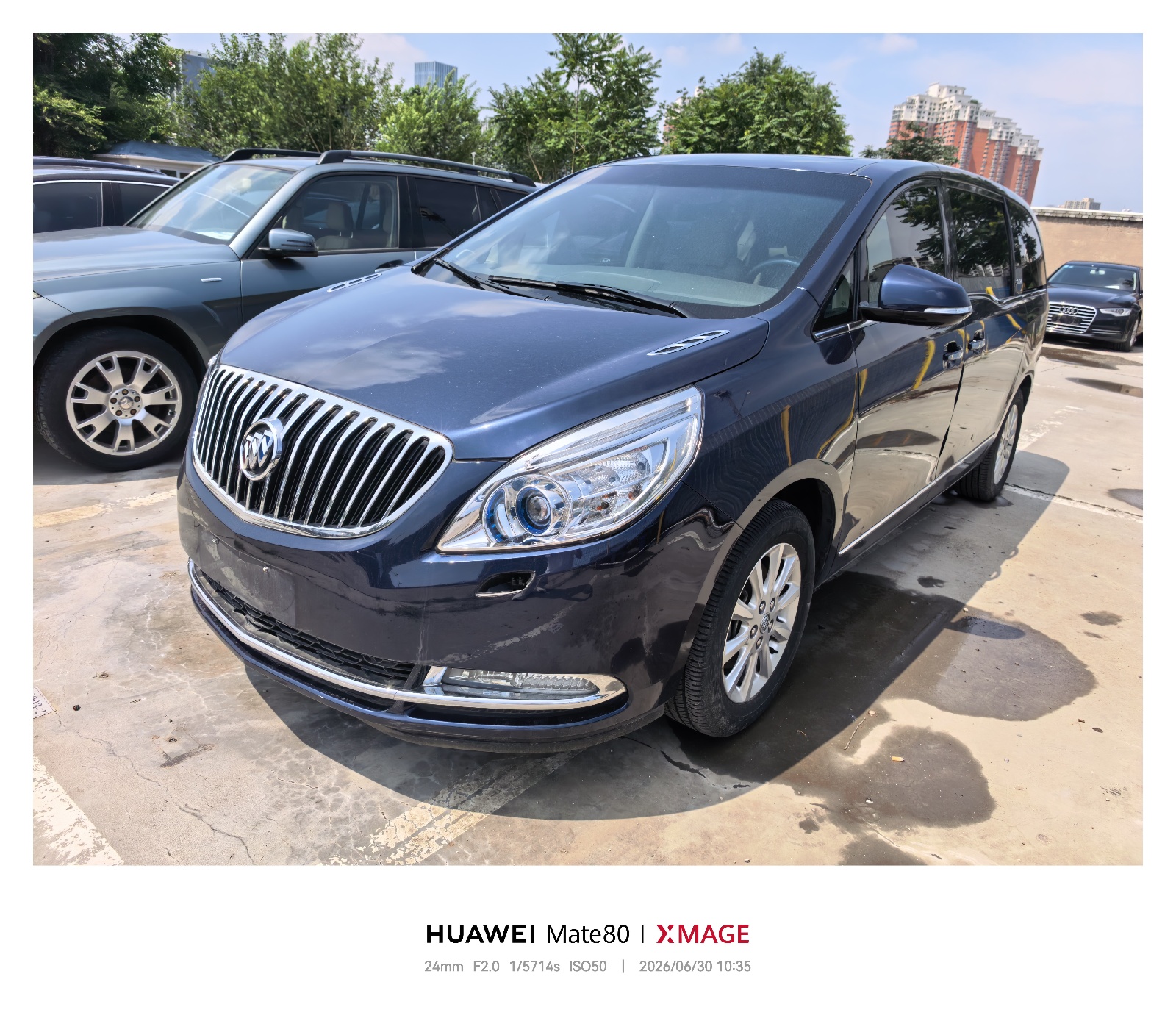 MY2013 Buick GL8 3.0L XT Luxury Business Flagship 