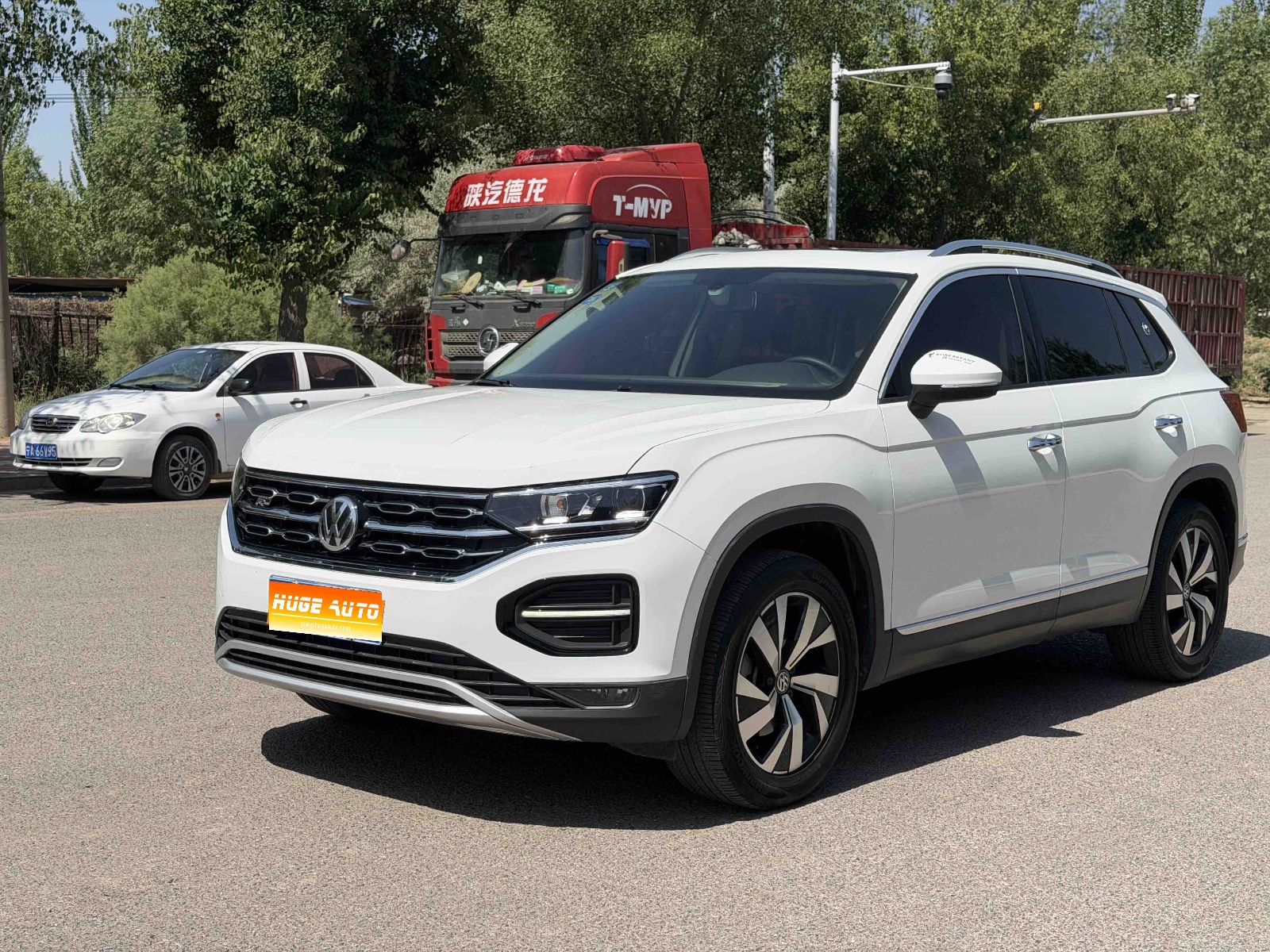 MY2019 Tayron 330TSI 2WD Luxury Version National VI