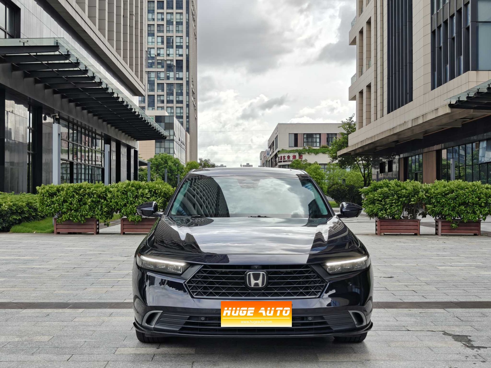 2025款 雅阁 260TURBO 尊贵版