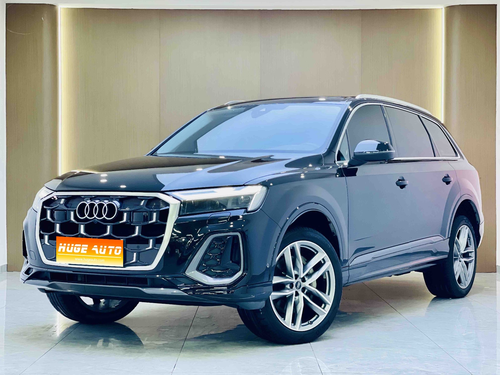 2024款 奥迪Q7 45 TFSI quattro S line运动型