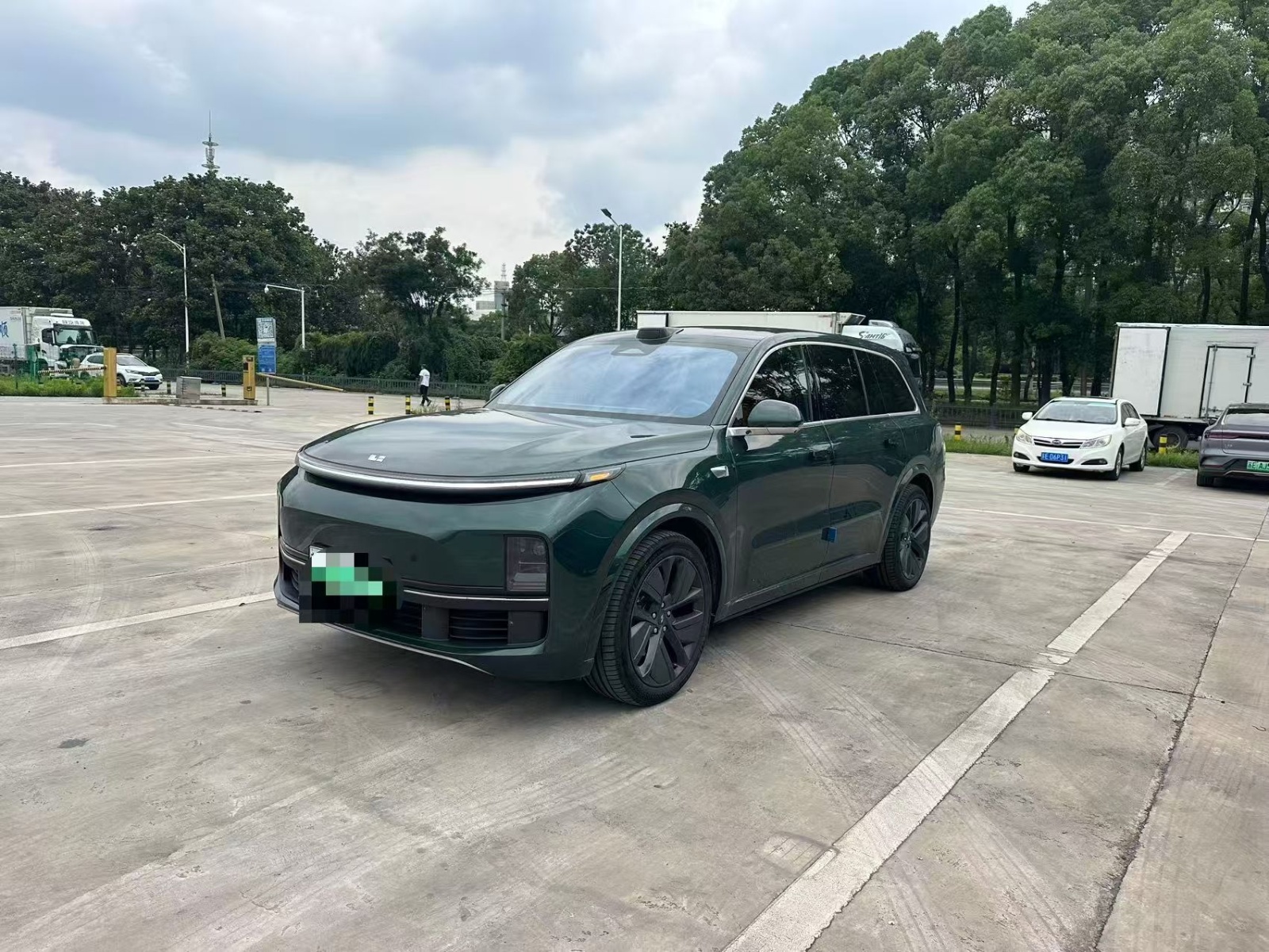 2024款 理想L9 Ultra