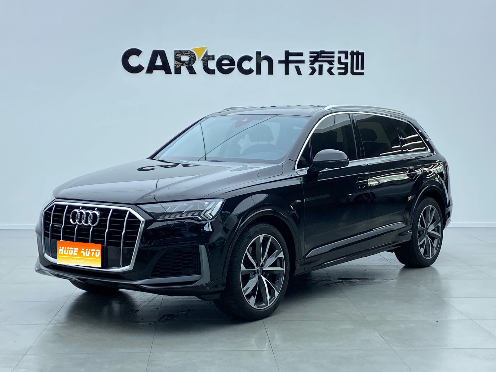 2021款 奥迪Q7 55 TFSI quattro S line运动型