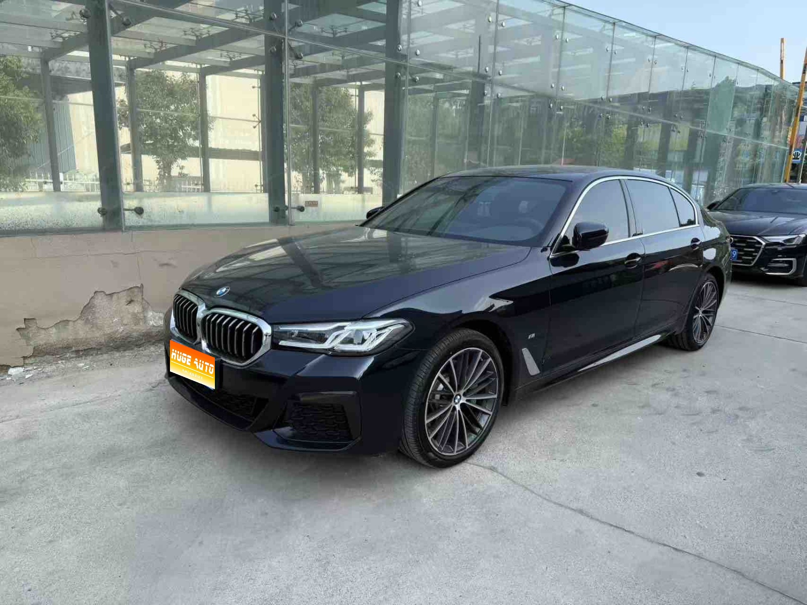 MY2022 BMW 5 Series 530Li Lead Version M Sport Kit 