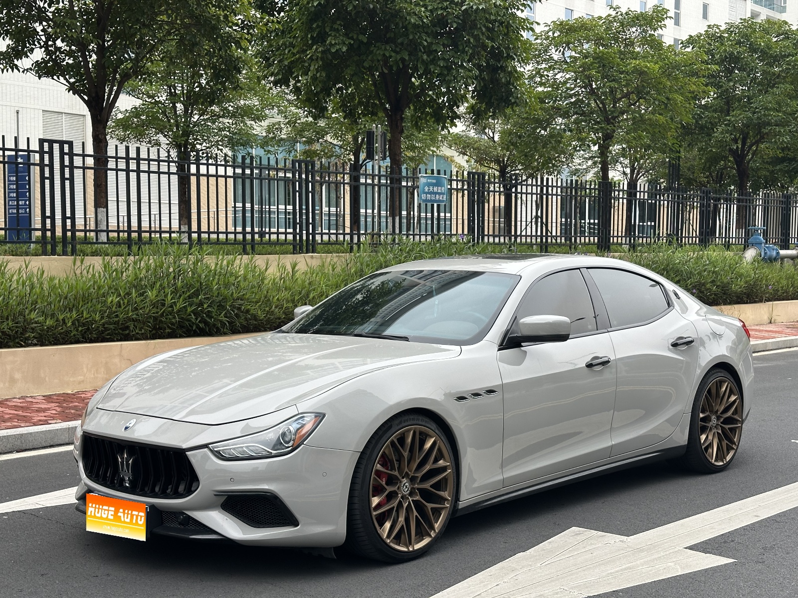 MY2014 Ghibli 3.0T Standard 