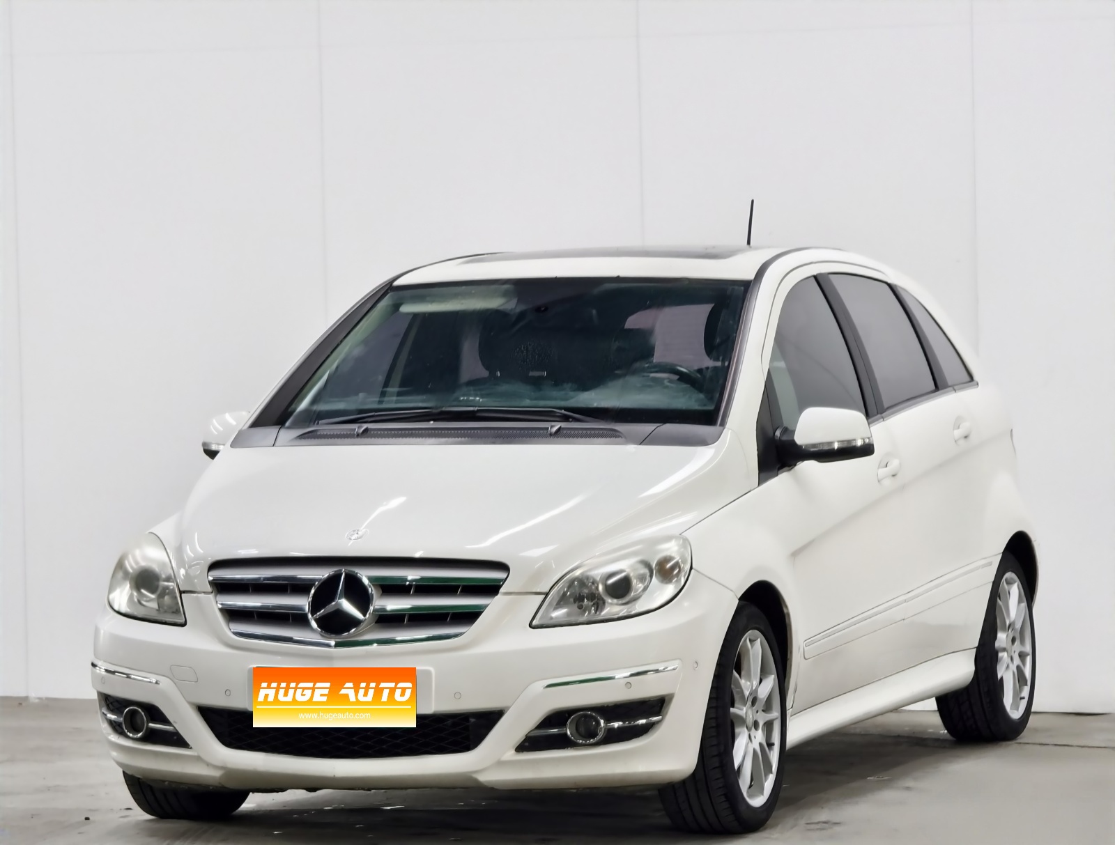 MY2009  Mercedes Benz  B Class  B 200  Fashion