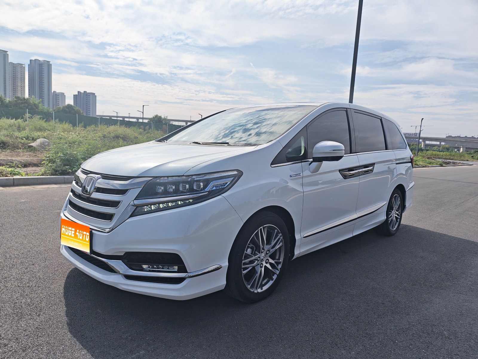 MY2019 Elysion 2.0L Hybrid Luxury Version 