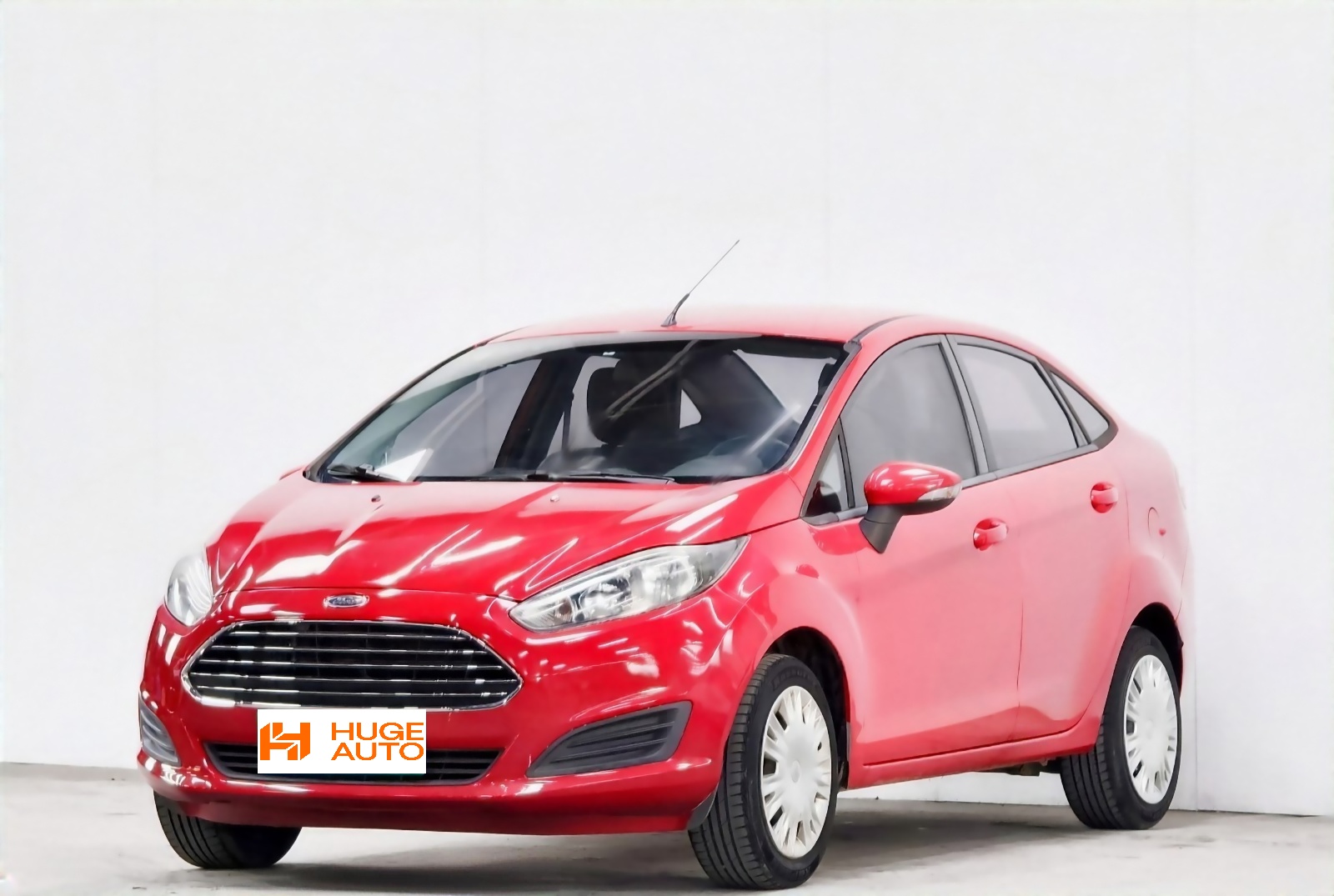 MY2013 Fiesta Sedan 1.5L MT Vogue 