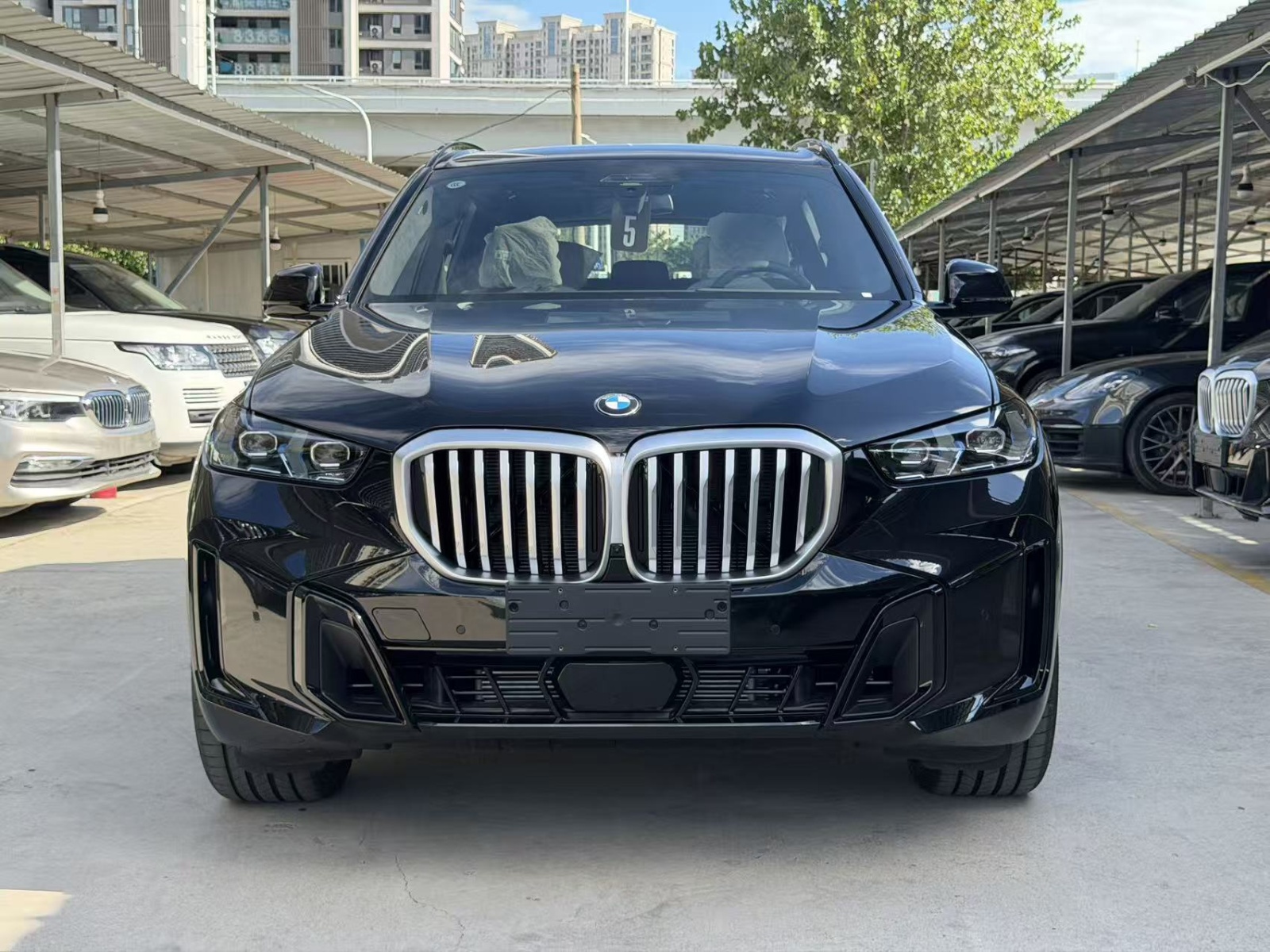 MY2026 BMW X5 Facelift xDrive 40Li M Sport Night Kit