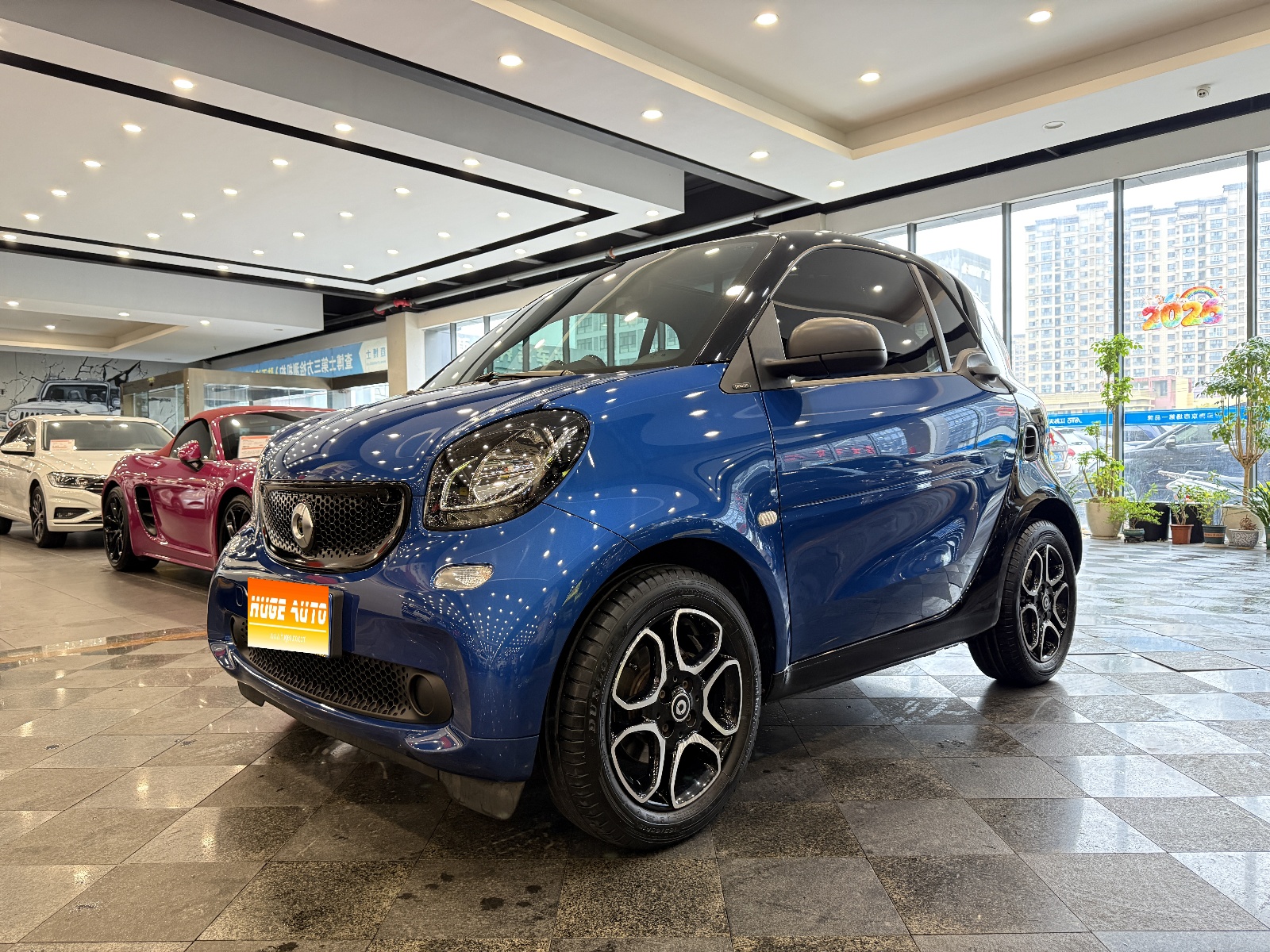MY2019 smart fortwo 0.9T 66kW Hardtop Wind National VI