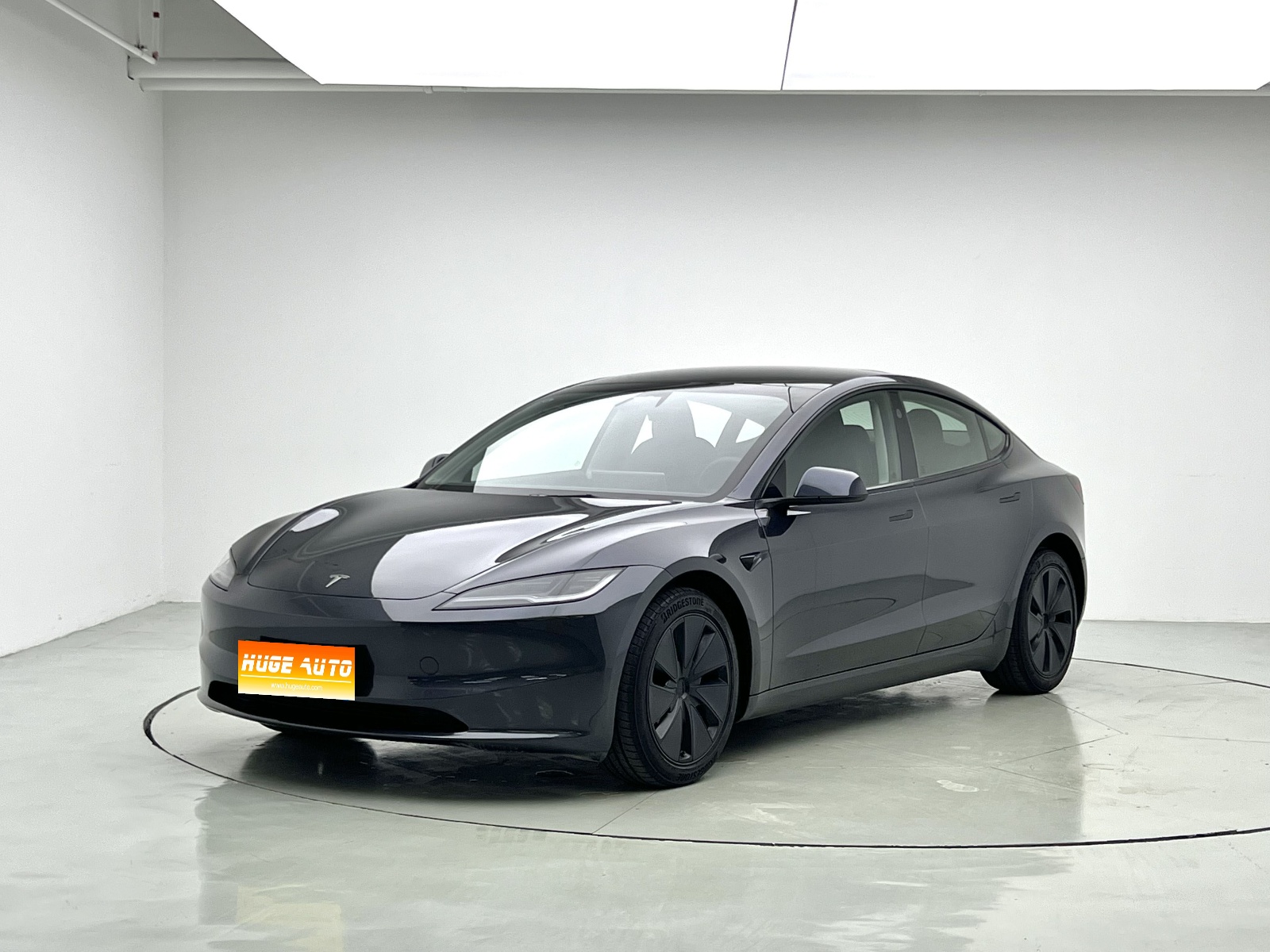 MY2025 Model 3 RWD