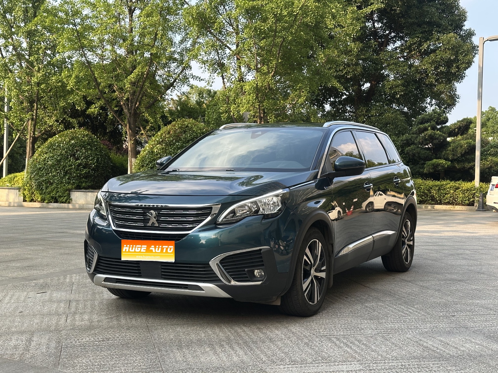 MY2017 Peugeot 5008 380THP 5-Seat Elite Version 