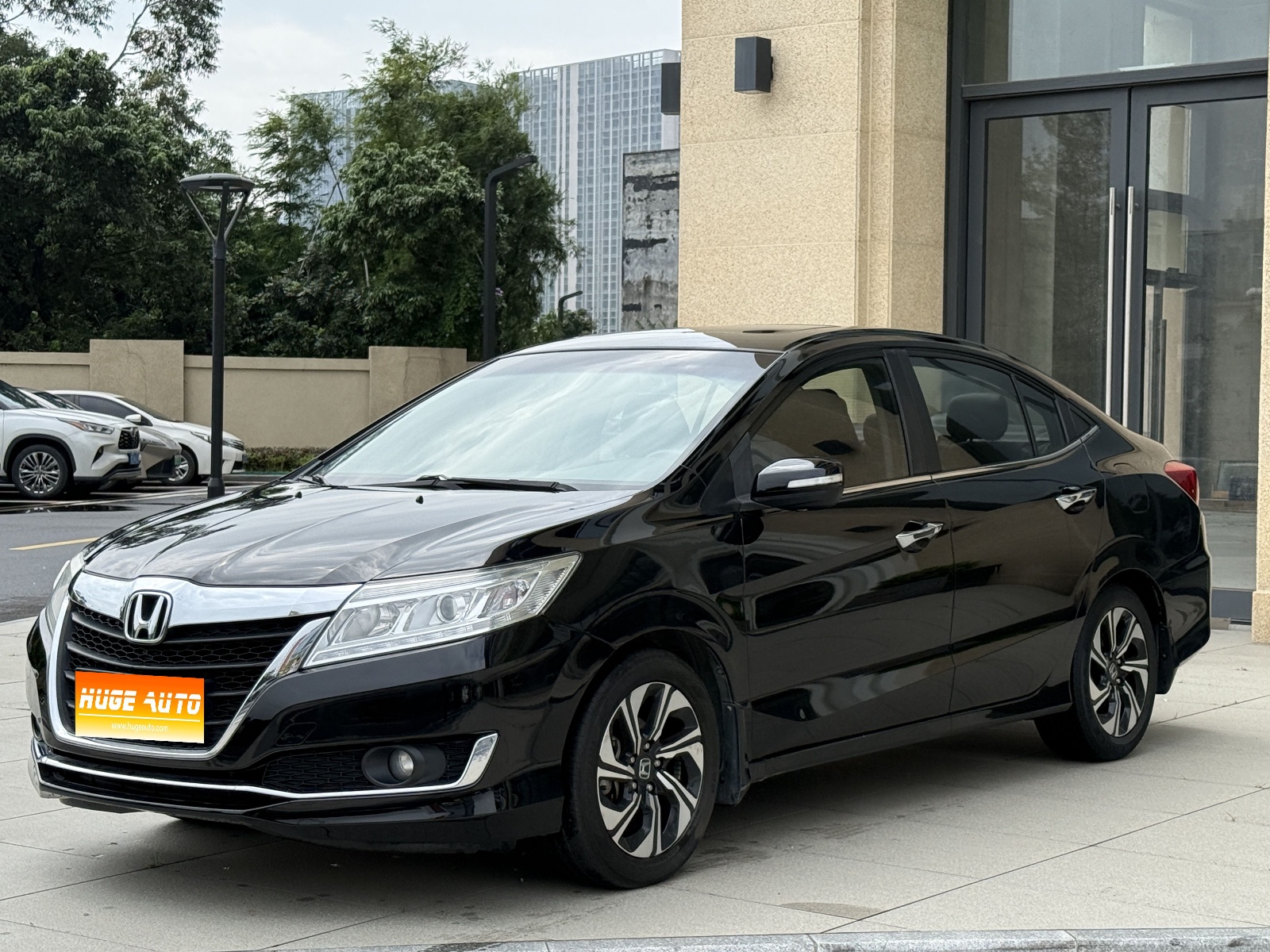 MY2016 Crider 1.8L CVT Luxury Version 