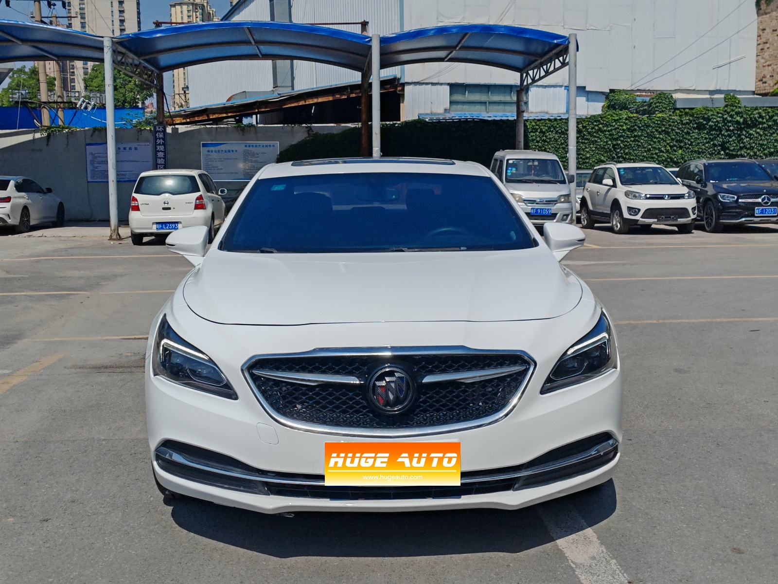 MY2018 Lacrosse 20T Elite Version 