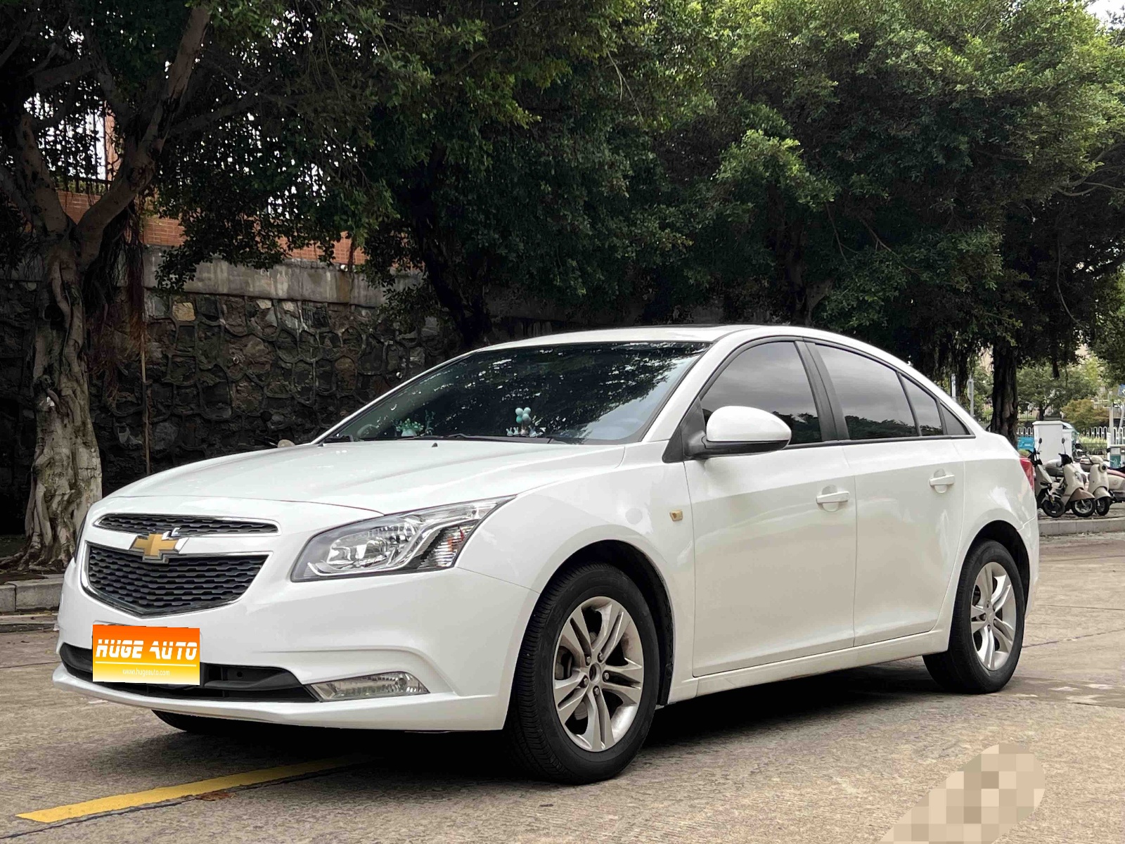 MY2015 Cruze 1.5L AT Luxury Version 