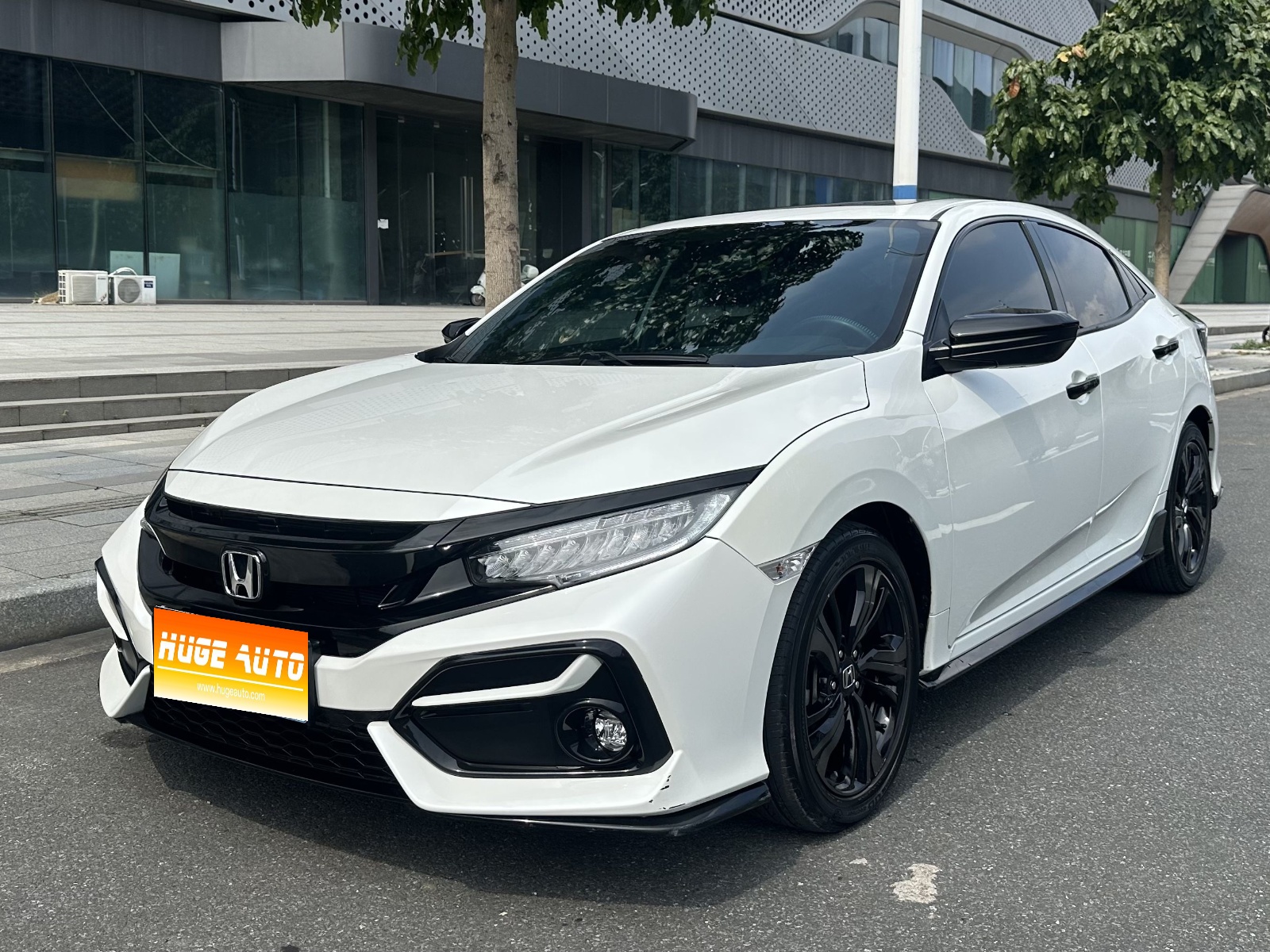 2021款 思域 HATCHBACK 220TURBO CVT潮酷控