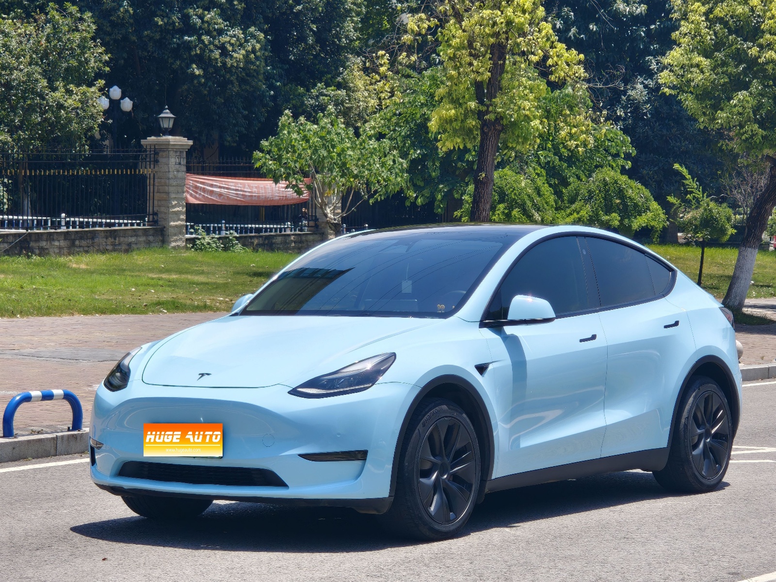 MY2023 Model Y Long Range AWD 
