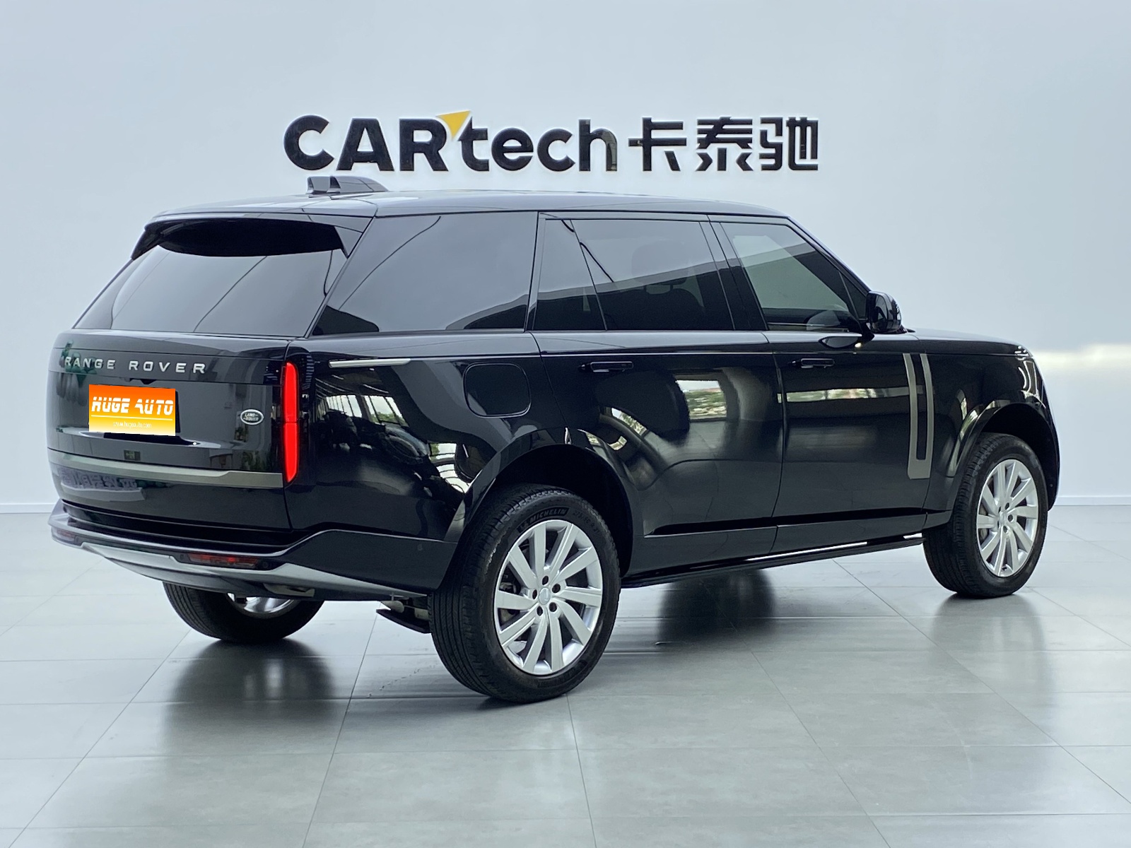 MY2025 Range Rover 3.0 L6 400PS Shengshi Extended