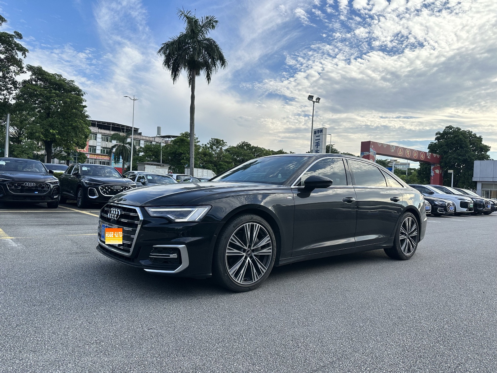 2024款 奥迪A6L 45 TFSI 臻选动感型