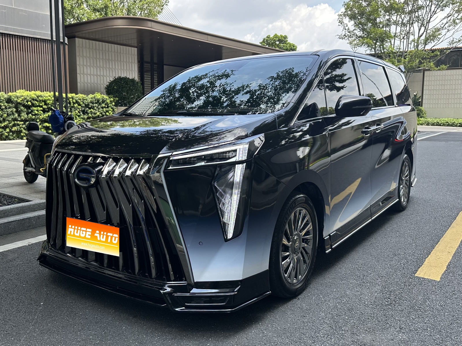 MY2025 Trumpchi M8 Grandmaster Super Hybrid Version