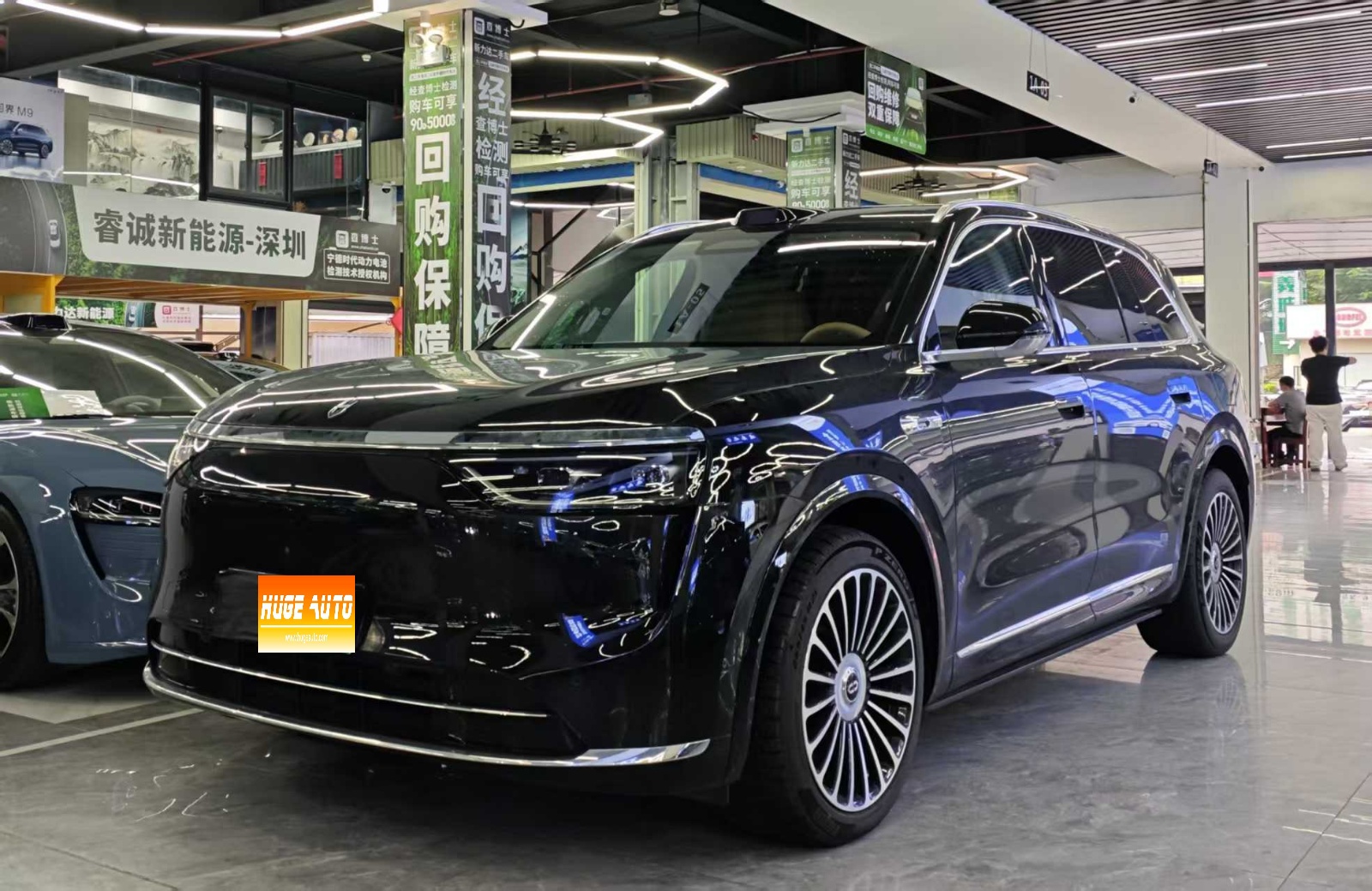MY2025 AITO M8 REEV Ultra 53.4kWh 6 Seats 192-Line LiDAR