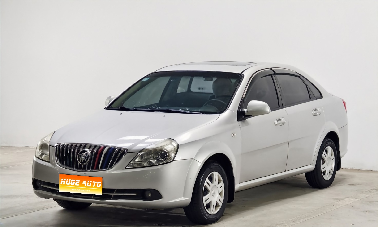 MY2013 Excelle (Gen1) 1.5L MT Classic 