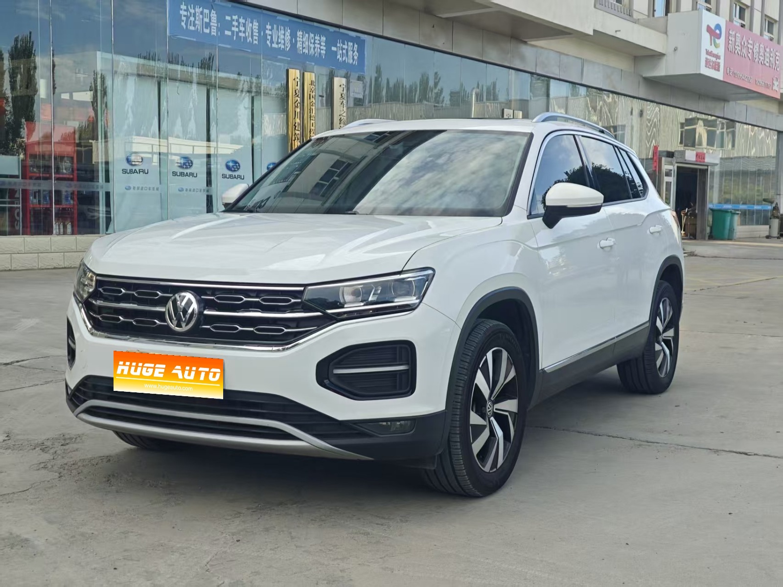 MY2019 Tayron 330TSI 2WD Luxury Version National VI
