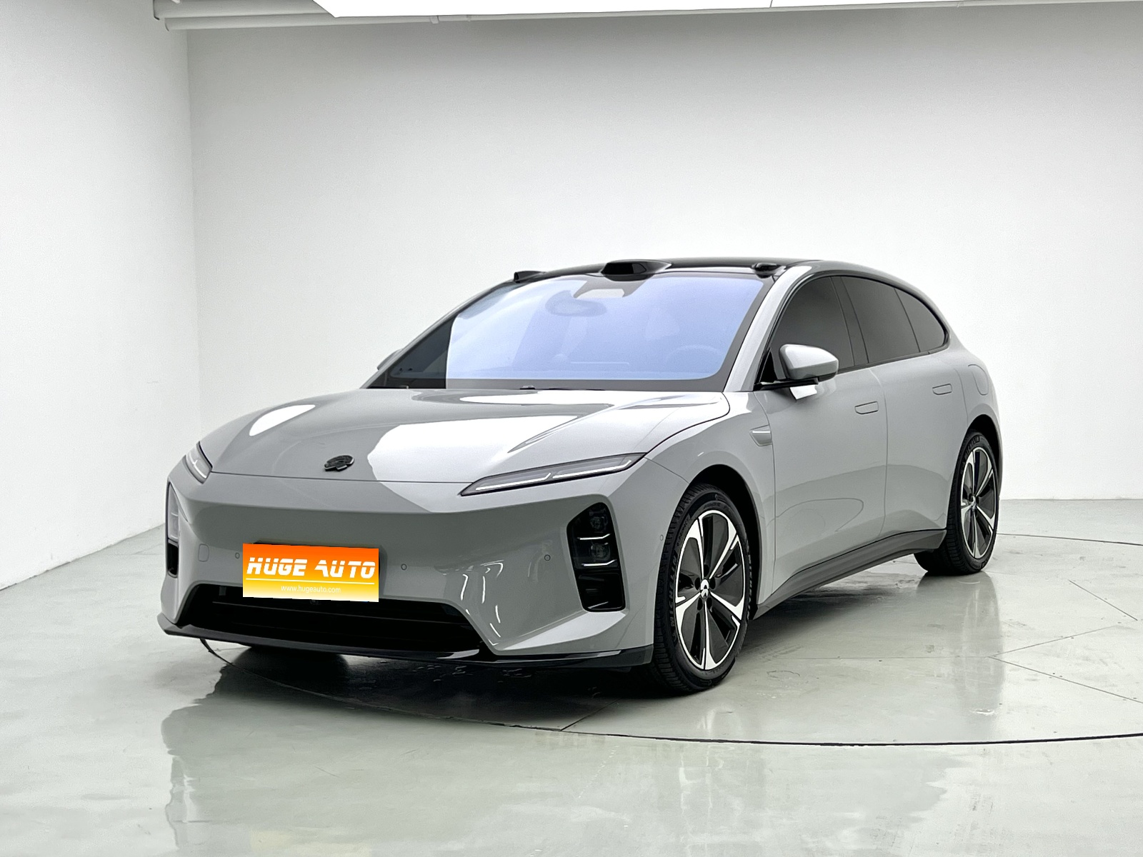 2025款 蔚来ET5T 75kWh Touring