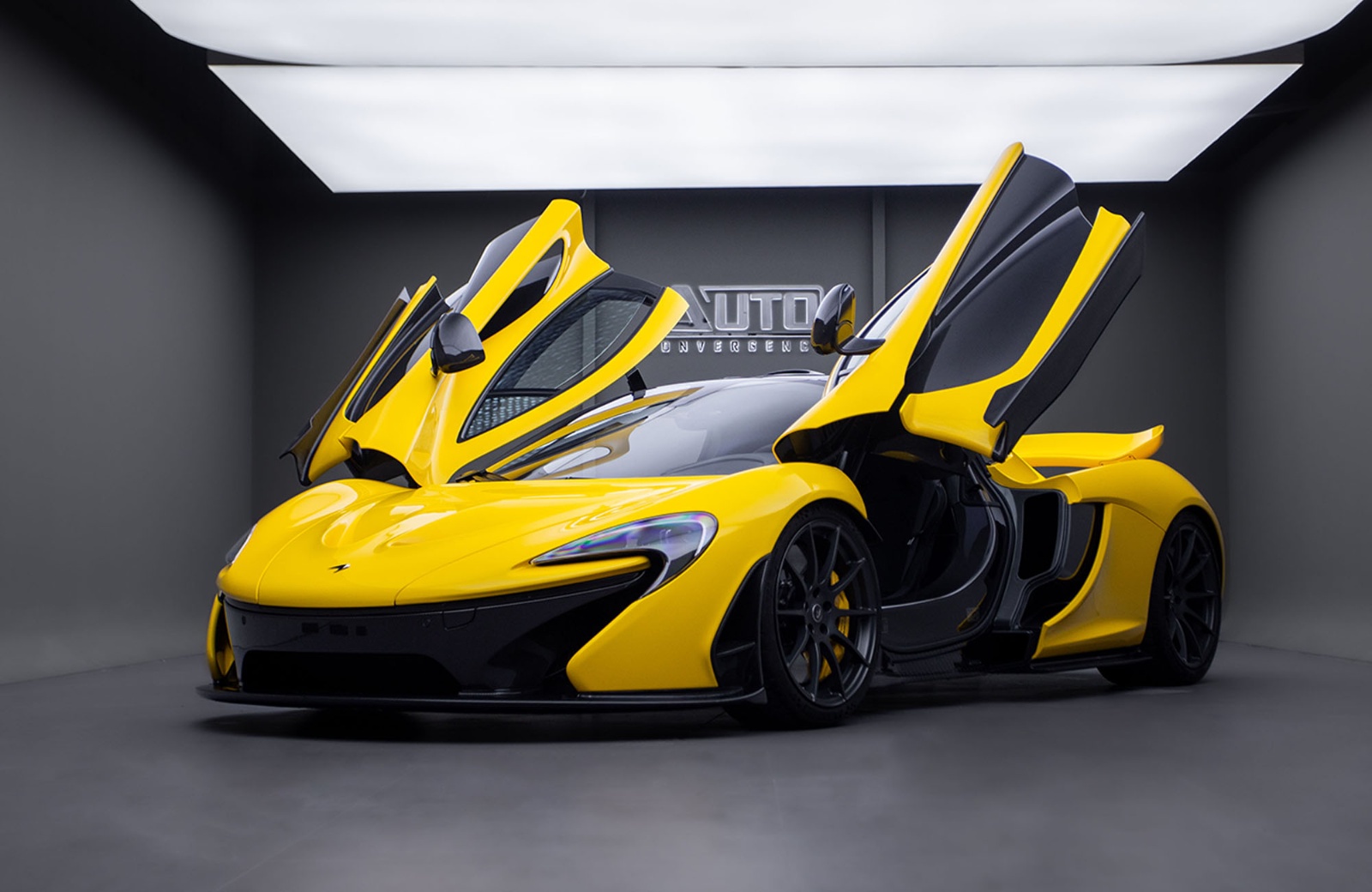 MY2014 McLaren P1 3.8T Standard 