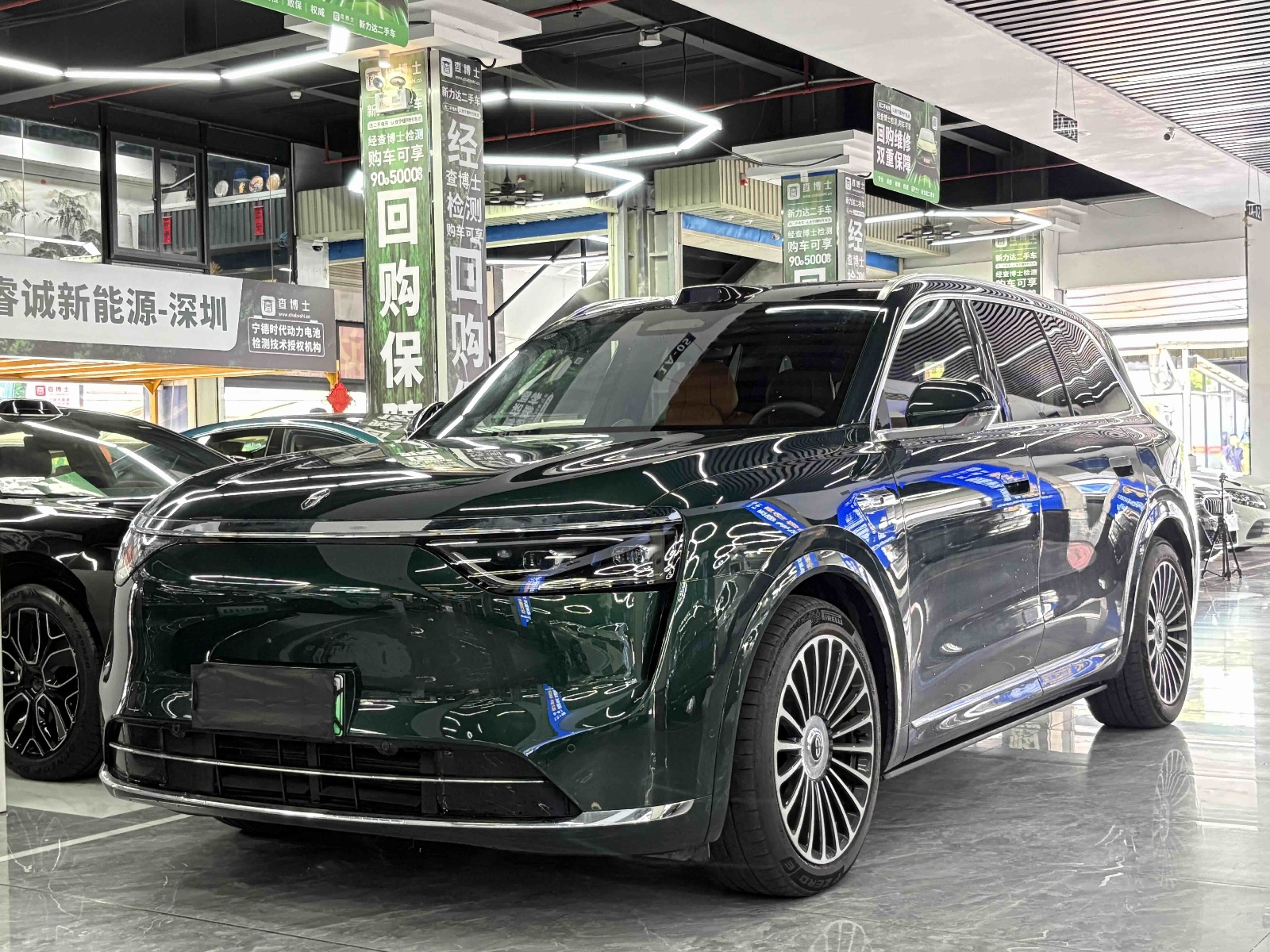 MY2025 AITO M8 REEV Ultra 53.4kWh 6 Seats 192-Line LiDAR