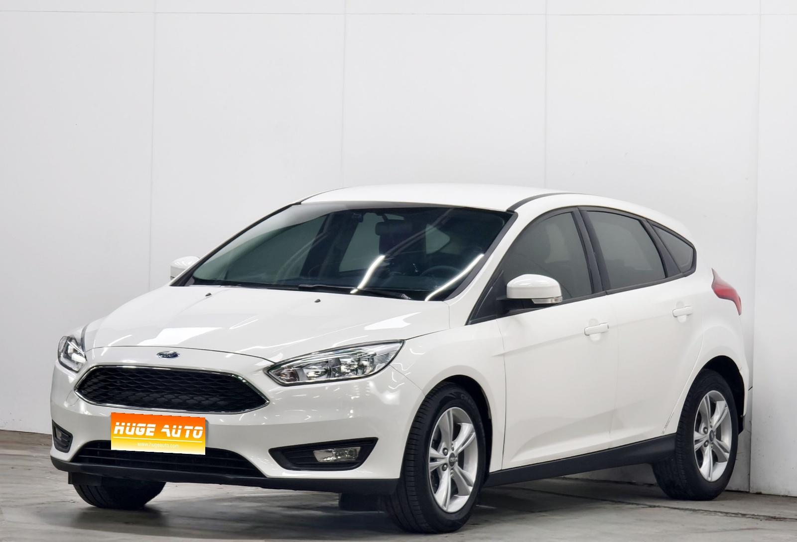 2015款 福克斯 两厢 1.6L 自动舒适型