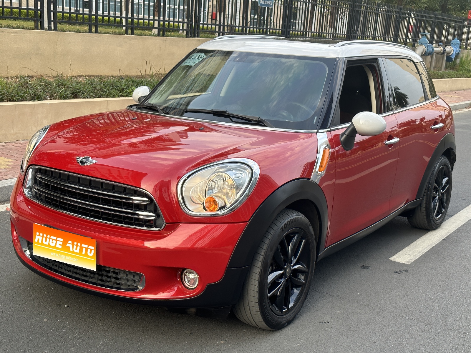 MY2014 MINI COUNTRYMAN 1.6L COOPER Fun