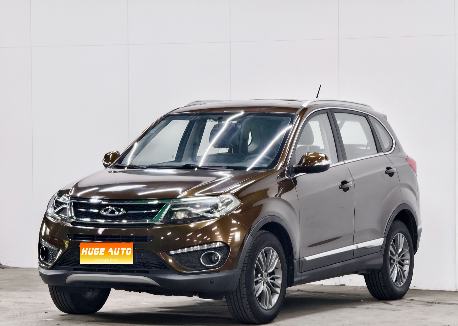 MY2016 Tiggo 5 2.0L CVT Family Distinguished Version