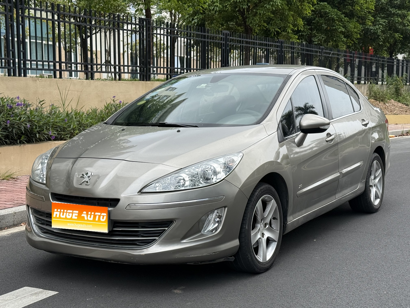 MY2013 Peugeot 408 2.0L AT Comfort 