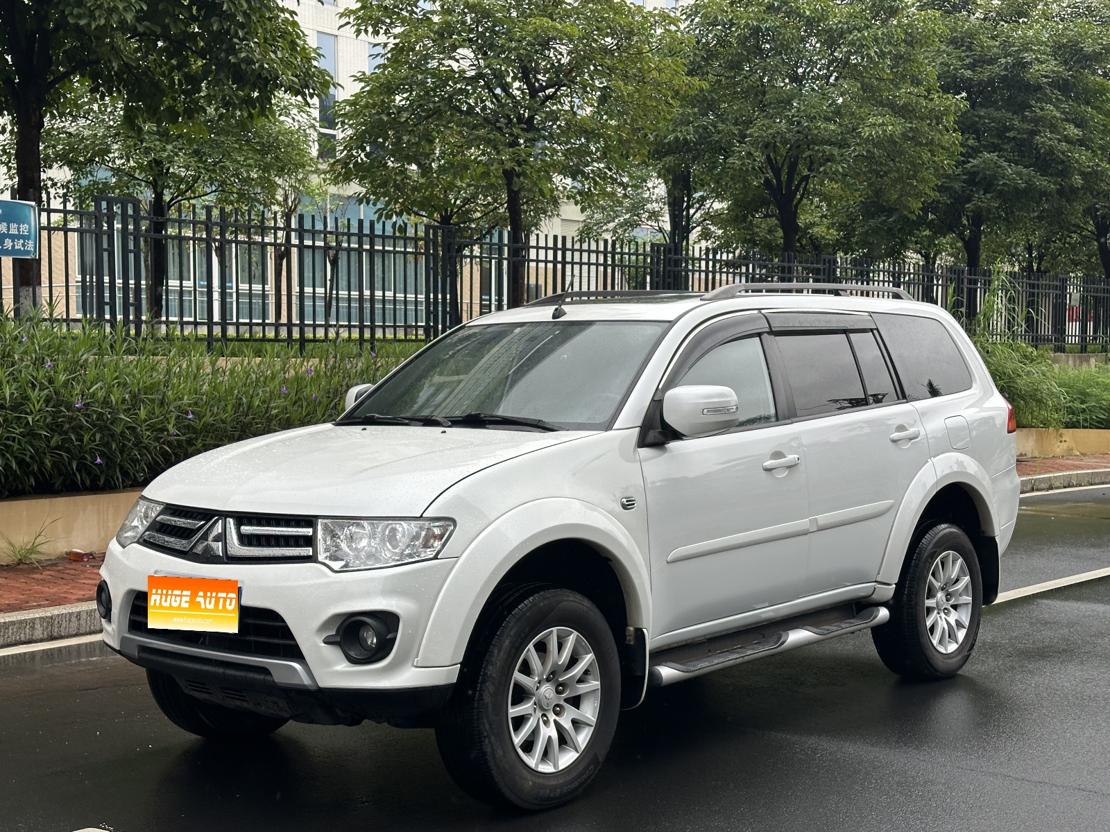 MY2013 Pajero Sport 3.0L AT 2WD Luxury 