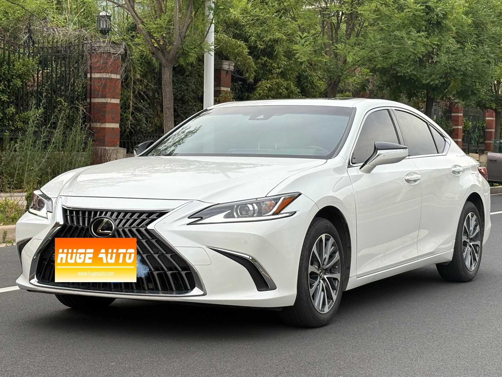 2023款 雷克萨斯ES 200 卓越版