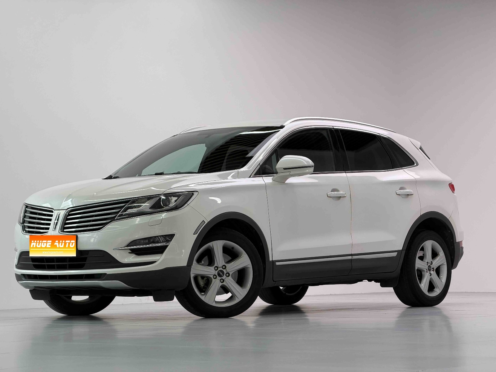 MY2017 Lincoln MKC 2.0T 2WD Joy Version