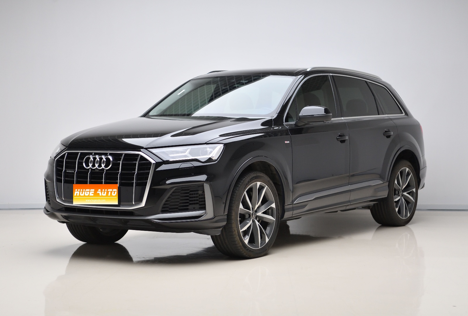 MY2023 AUDI Q7 55 TFSI quattro S line Sport