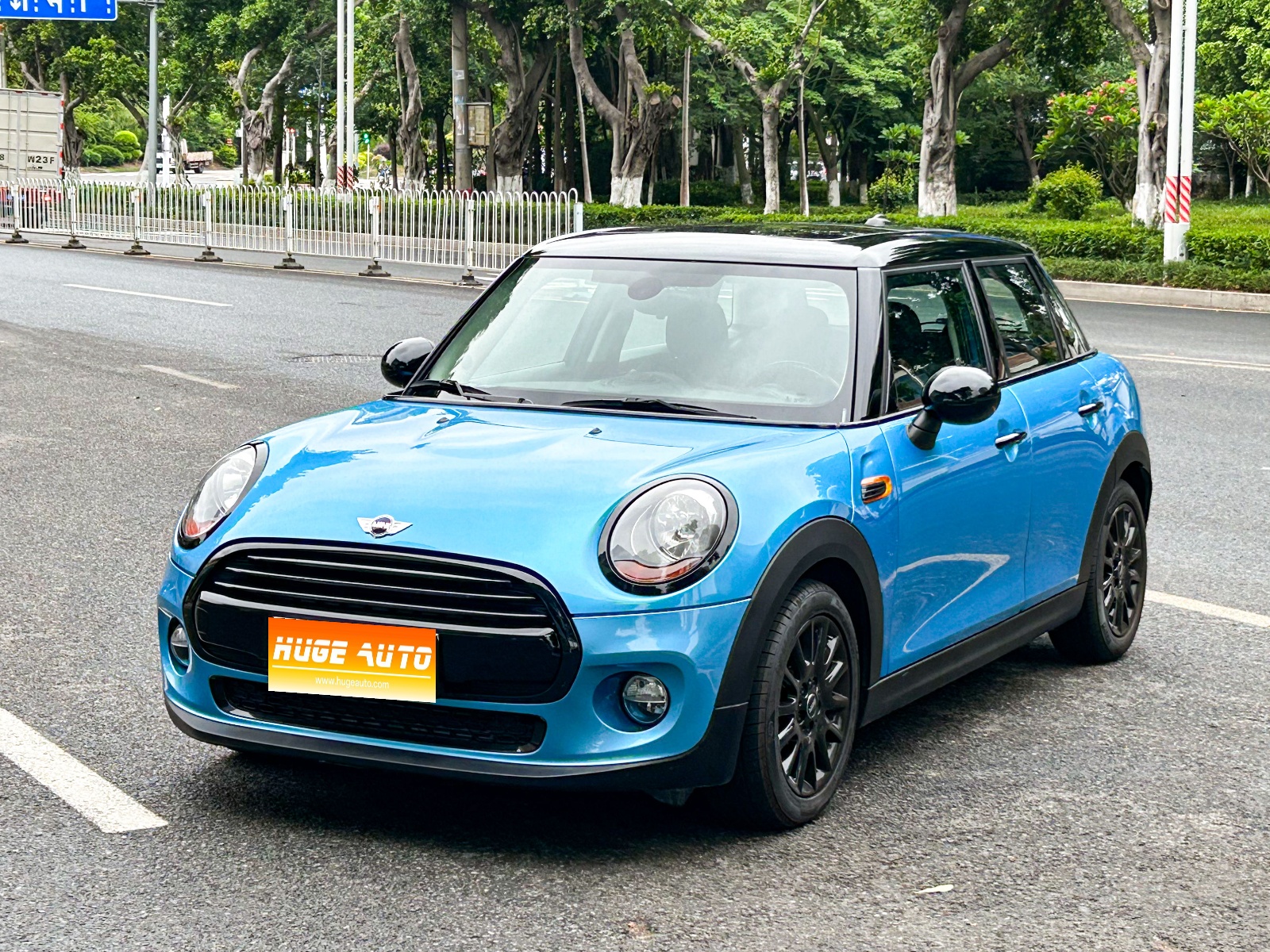 MY2015 MINI 1.5T COOPER Fun 5-door 
