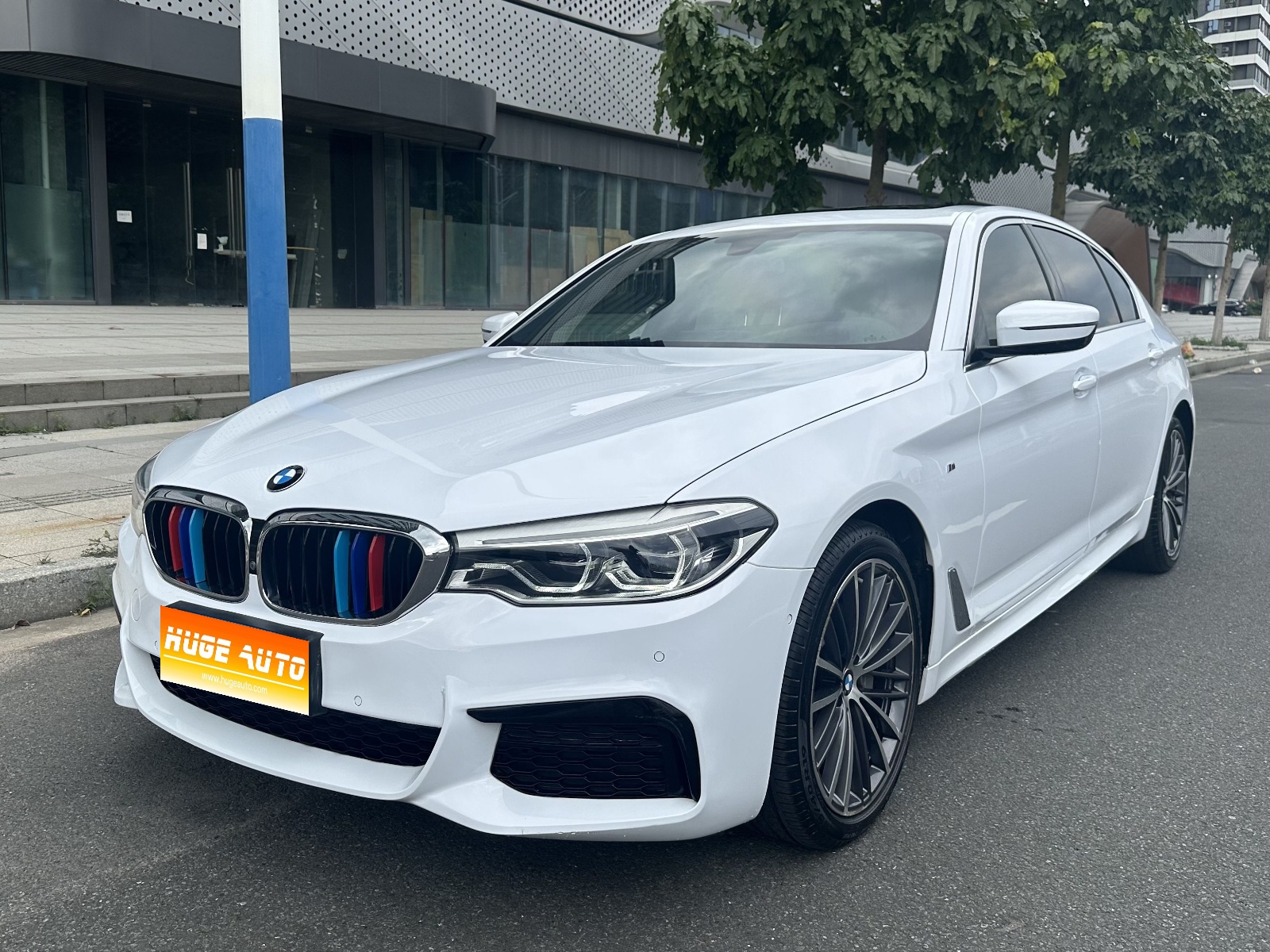 MY2020 BMW 5 Series 530Li Exclusive Version M Sport Kit 