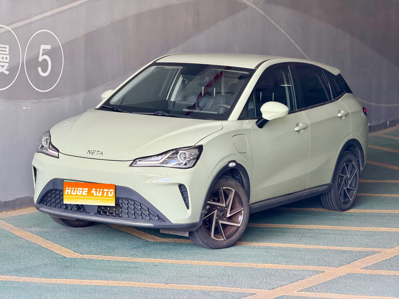 MY2023 NETA AYA Facelift 401 Lite